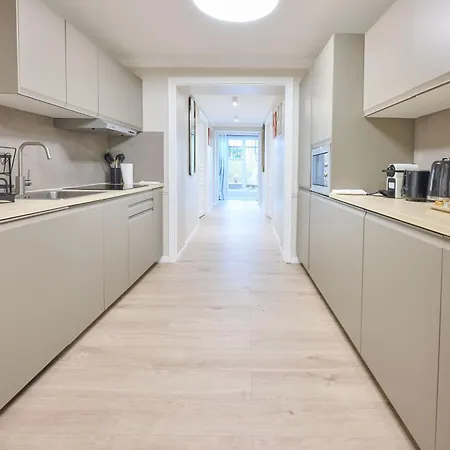 Elegant Et Moderne - Avec 3br Et Terrasse Privee
