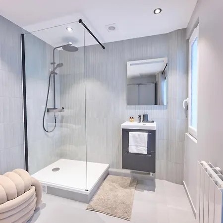 Elegant Et Moderne - Avec 3br Et Terrasse Privee Daire *